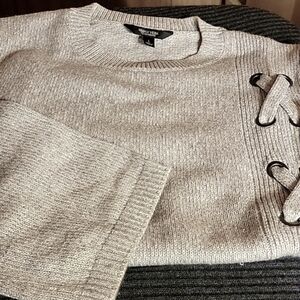 Simply Vera Vera Wang Silver Gray cotton Sweater with lace up detail